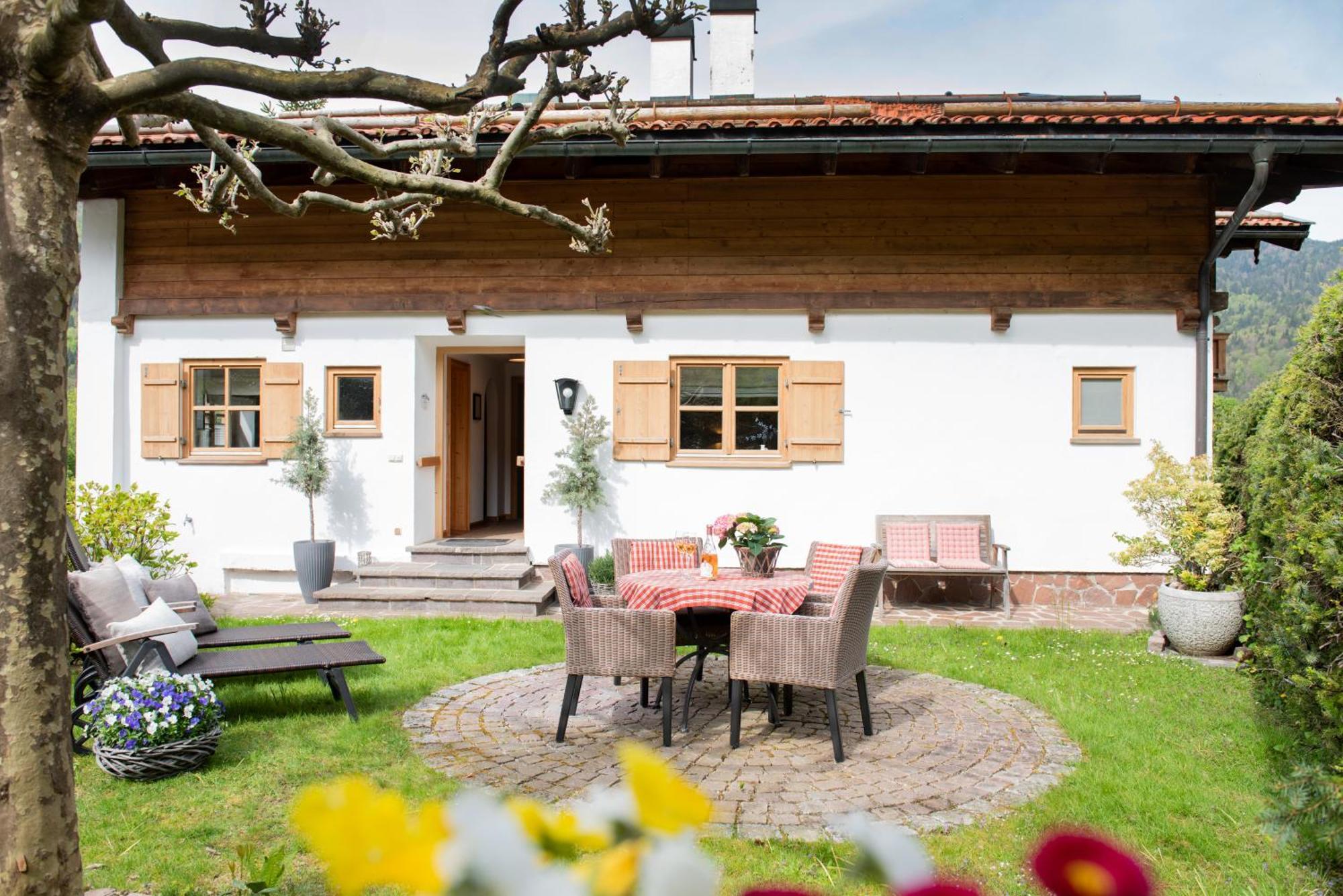 Haus Lesch - Stilvolle Appartements Mit Tollem Bergblick In Kreuth Am Tegernsee Exterior photo